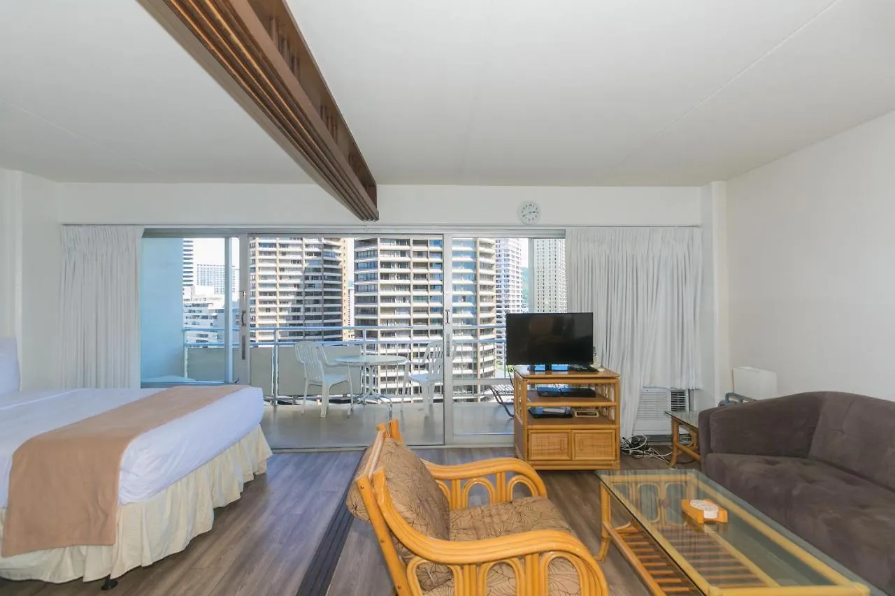 Ilikai Tower 1421 City View 1Br Honolulu Apartment
